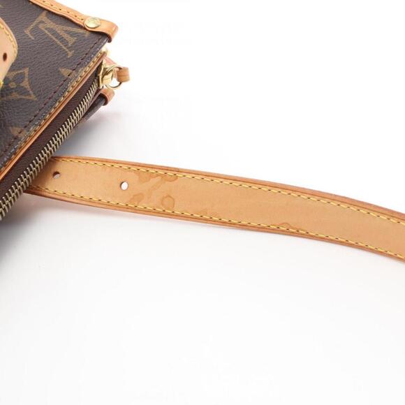 LOUIS VUITTON Brown Monogram Leather Tote Bag - Picture 7 of 10